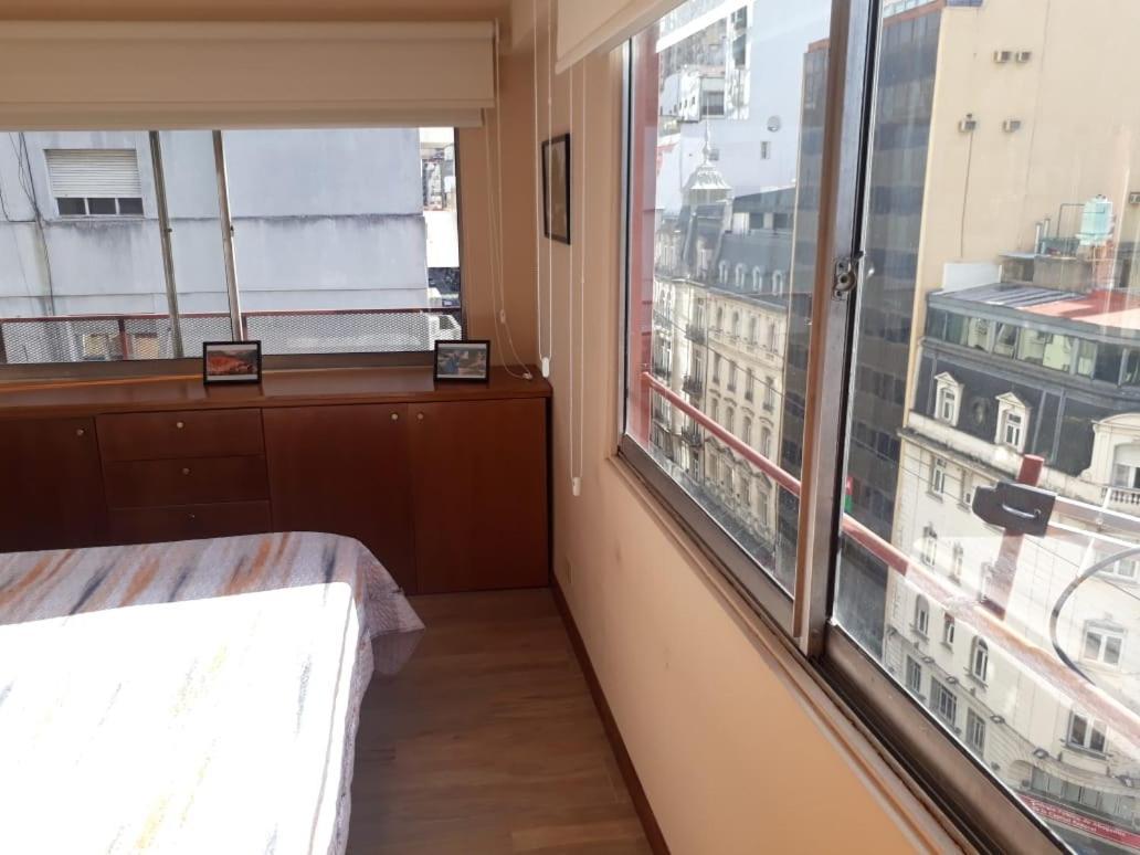 4 Ventanales Sobre La Avenida Corrientes Lägenhet Buenos Aires Exteriör bild