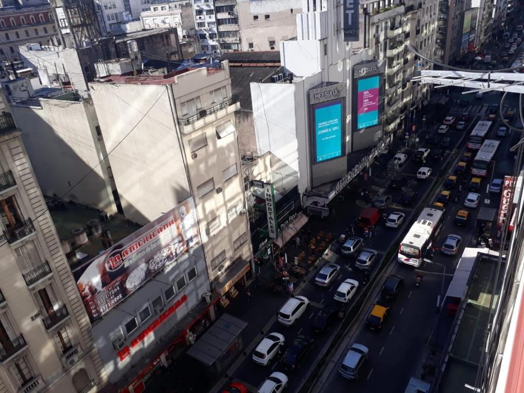 4 Ventanales Sobre La Avenida Corrientes Lägenhet Buenos Aires Exteriör bild
